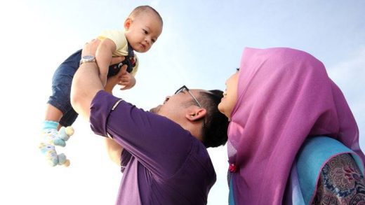 keluarga bahagia dunia akhirat