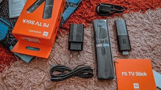 Gunakan Mi TV Stick: Transformasi TV Biasa ke Smart TV